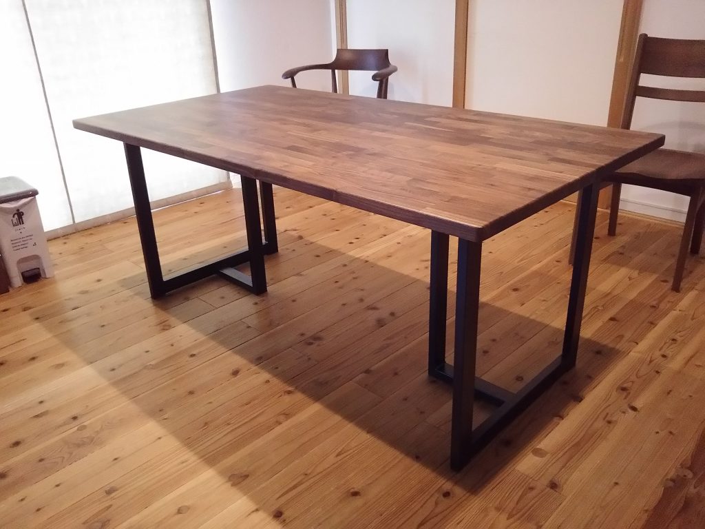 ウォールナット積層材（集成材）のダイニングテーブル | | 木材通販・加工販売の【材木商店】